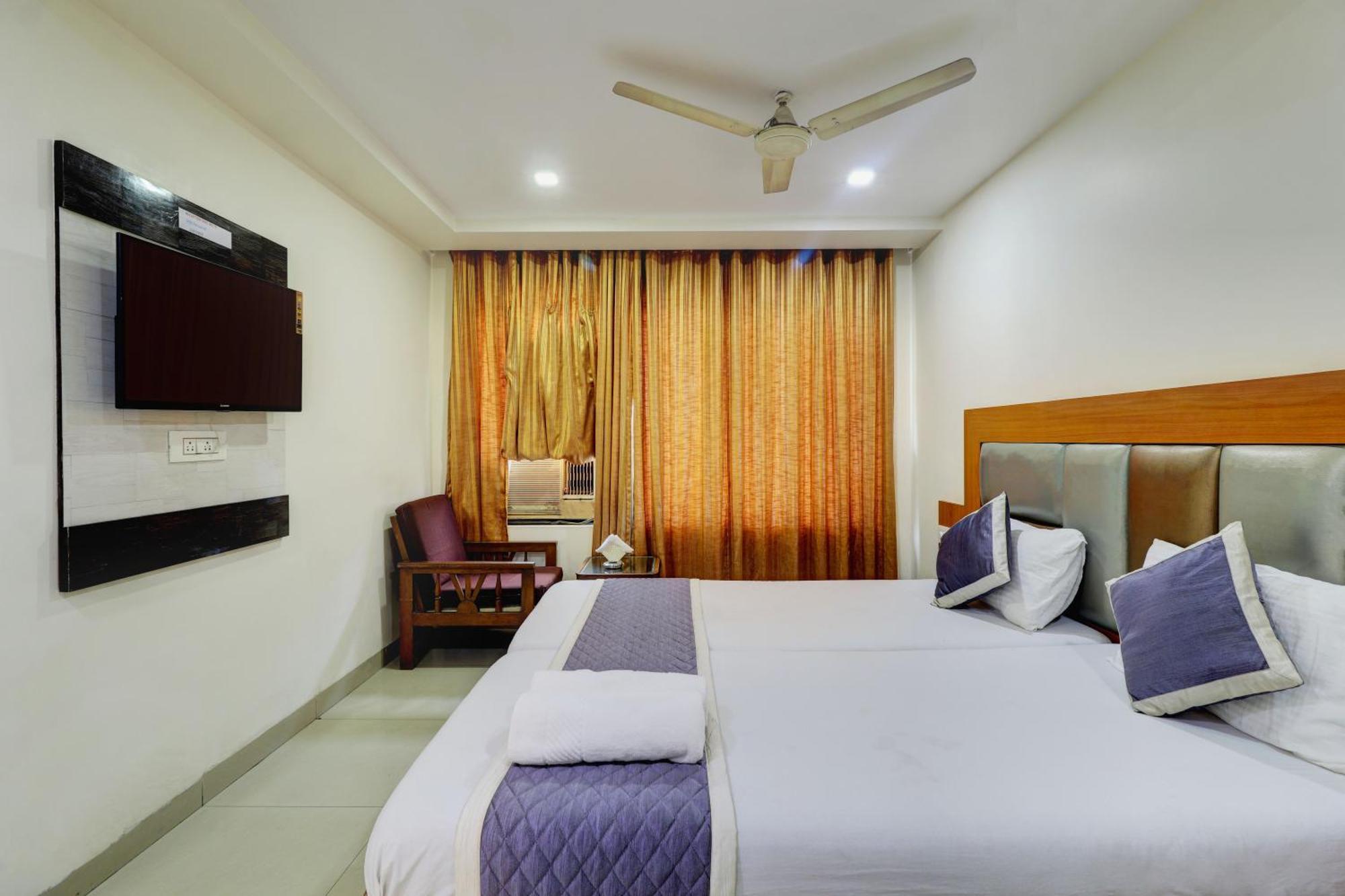 Hotel New Sarovar Grand Panvel Luaran gambar